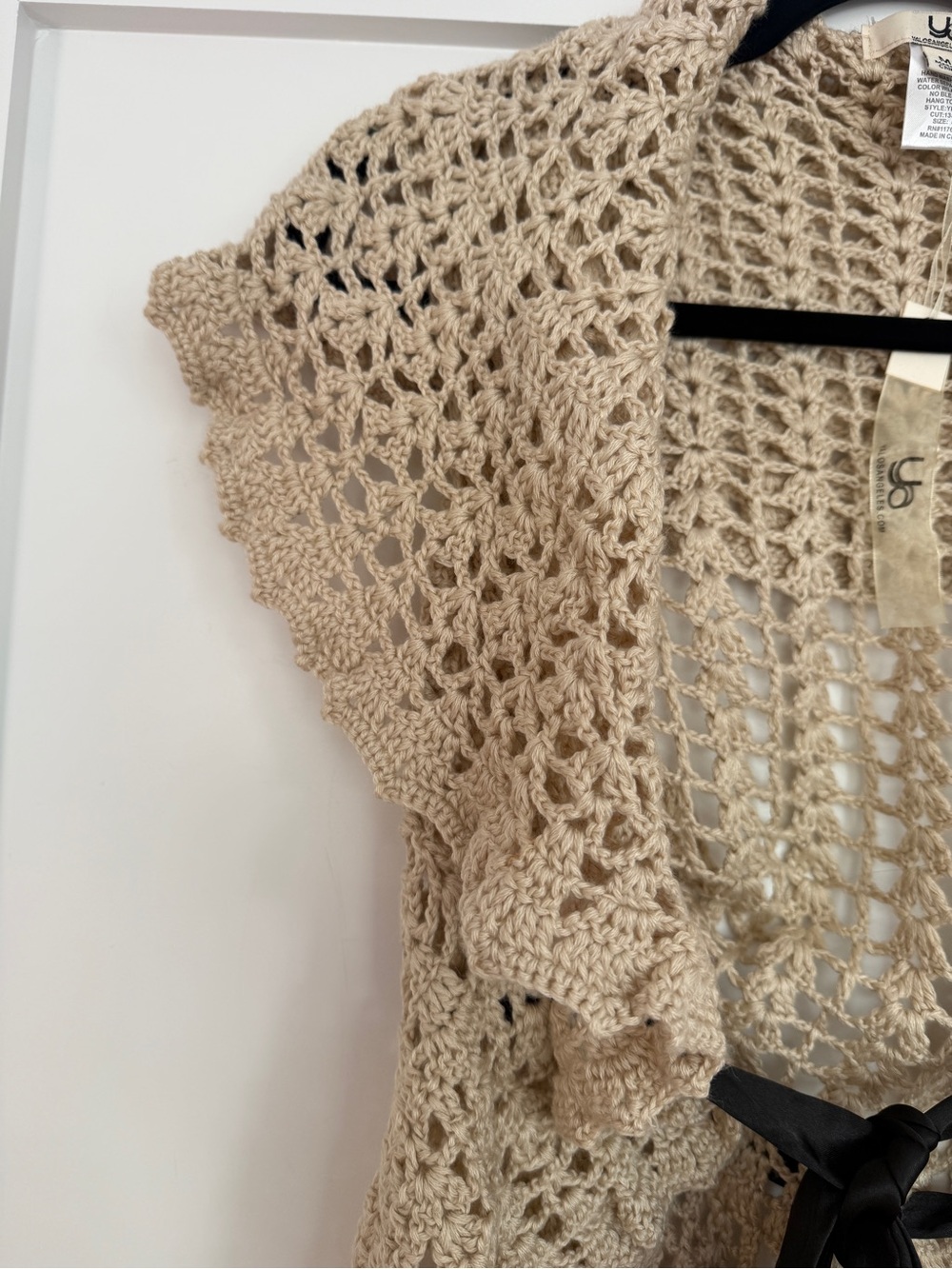 YA Los Angeles Crochet Knit Vest with Satin Tie Belt Medium - Picture 4 of 6